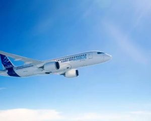 Asap di Kokpit, Pesawat Airbus A220-300 Swiss Mendarat Darurat di Austria